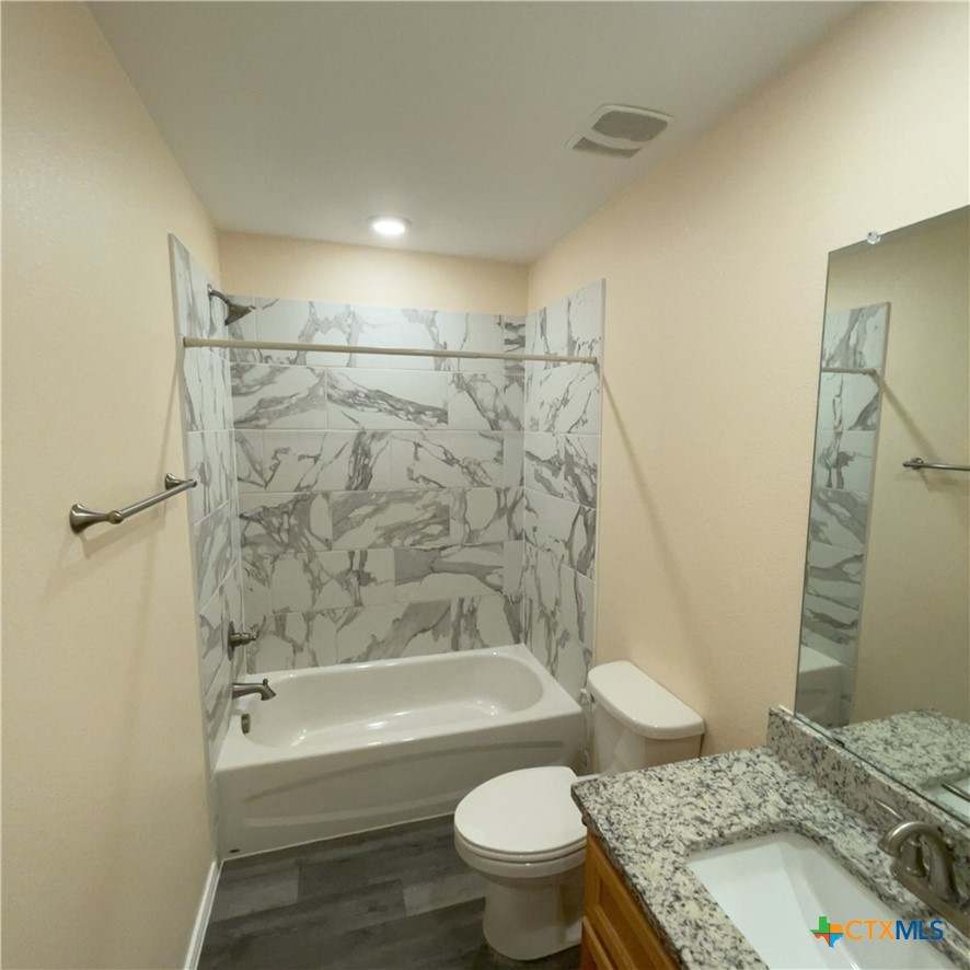 1956 Lively Lane Property Photo 7