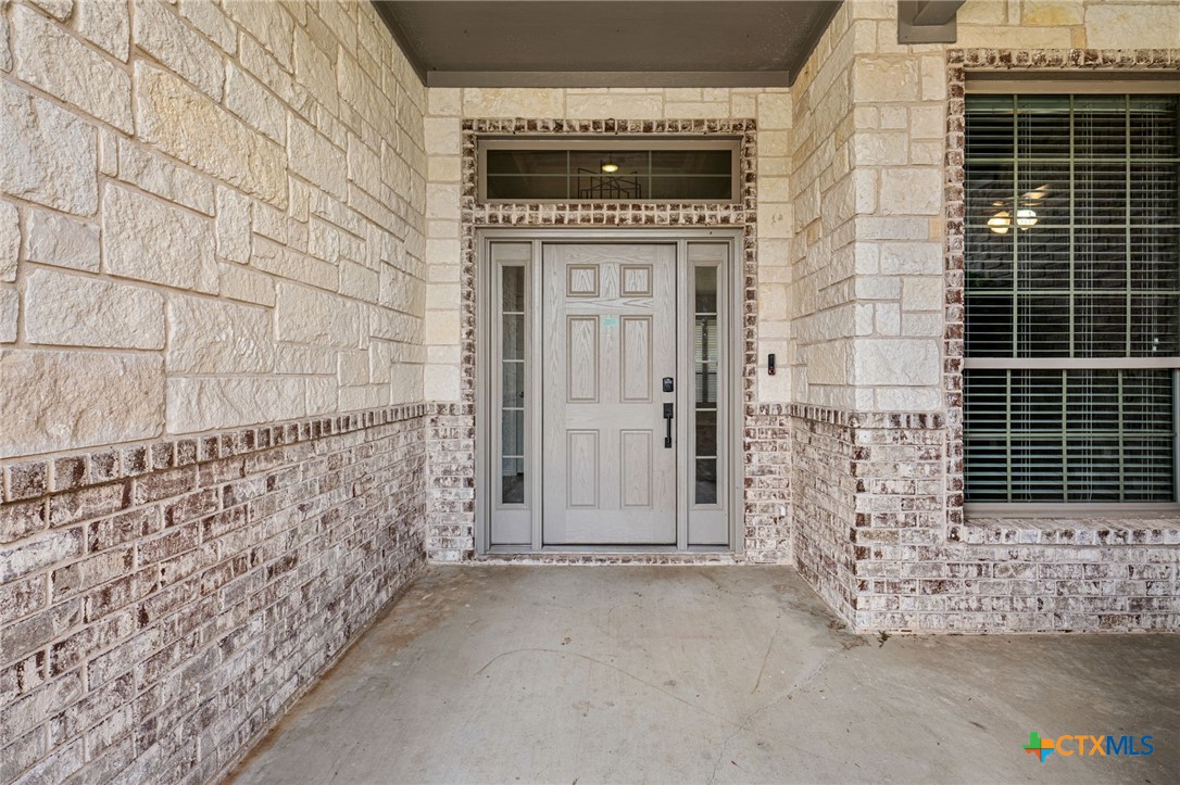 7207 Rosado Drive Property Photo 2