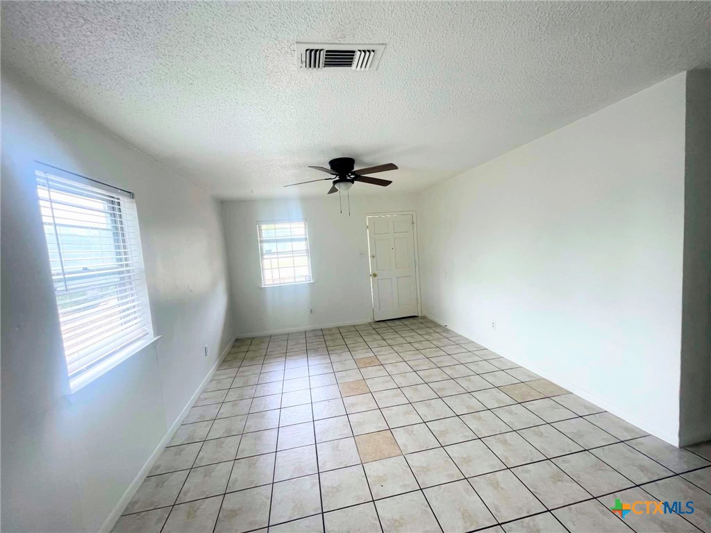 1912 Patricia Street Property Photo 2