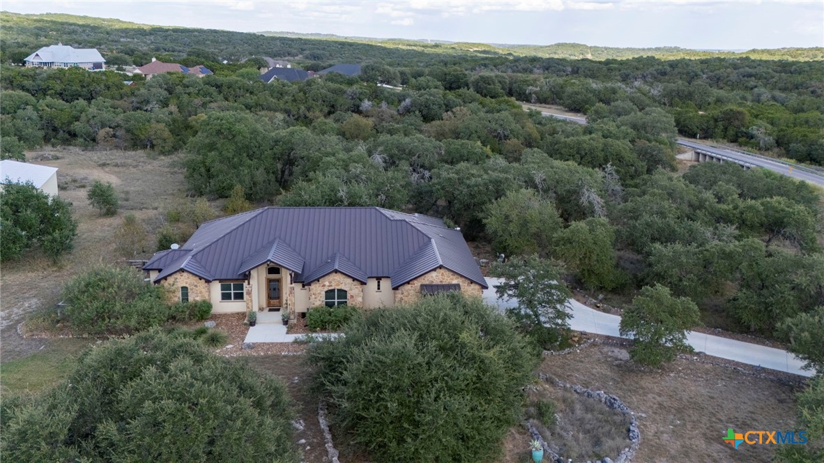 611 Shady Hollow Property Photo 33