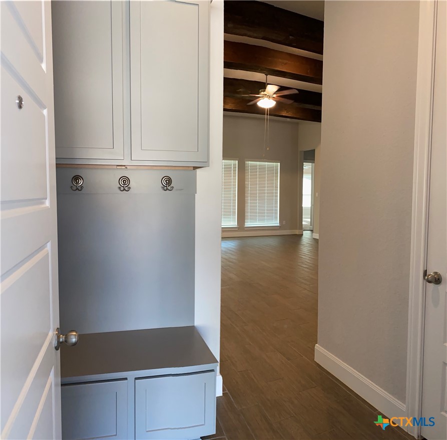 1145 Carriage Loop Property Photo 7