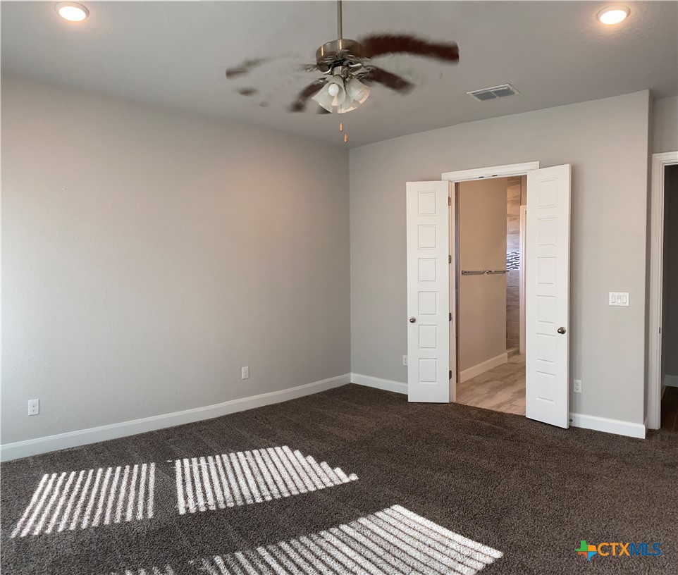 1145 Carriage Loop Property Photo 17