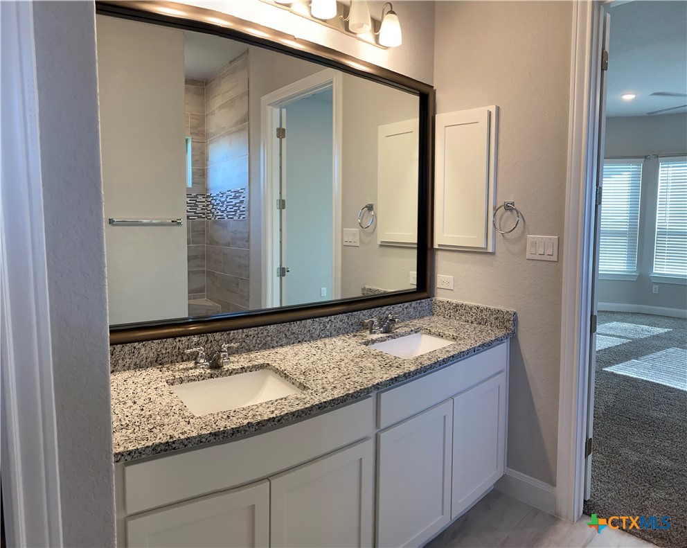 1145 Carriage Loop Property Photo 21