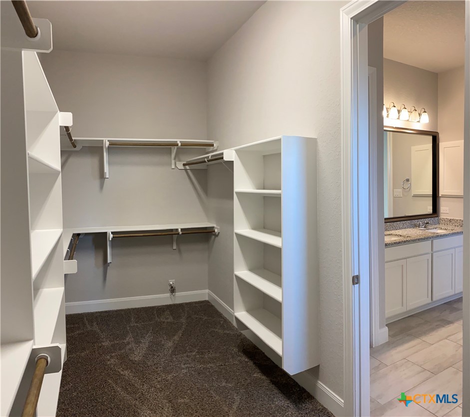 1145 Carriage Loop Property Photo 23