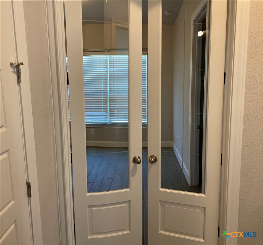 1145 Carriage Loop Property Photo 26