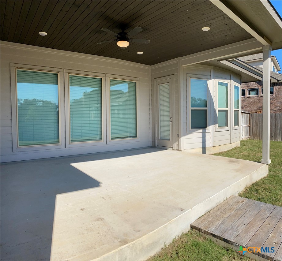 1145 Carriage Loop Property Photo 31