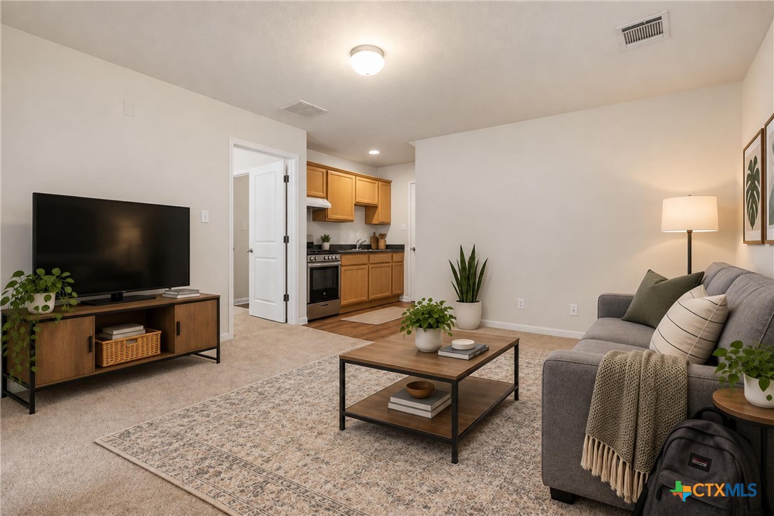 426 Shadowpoint C Property Photo 5