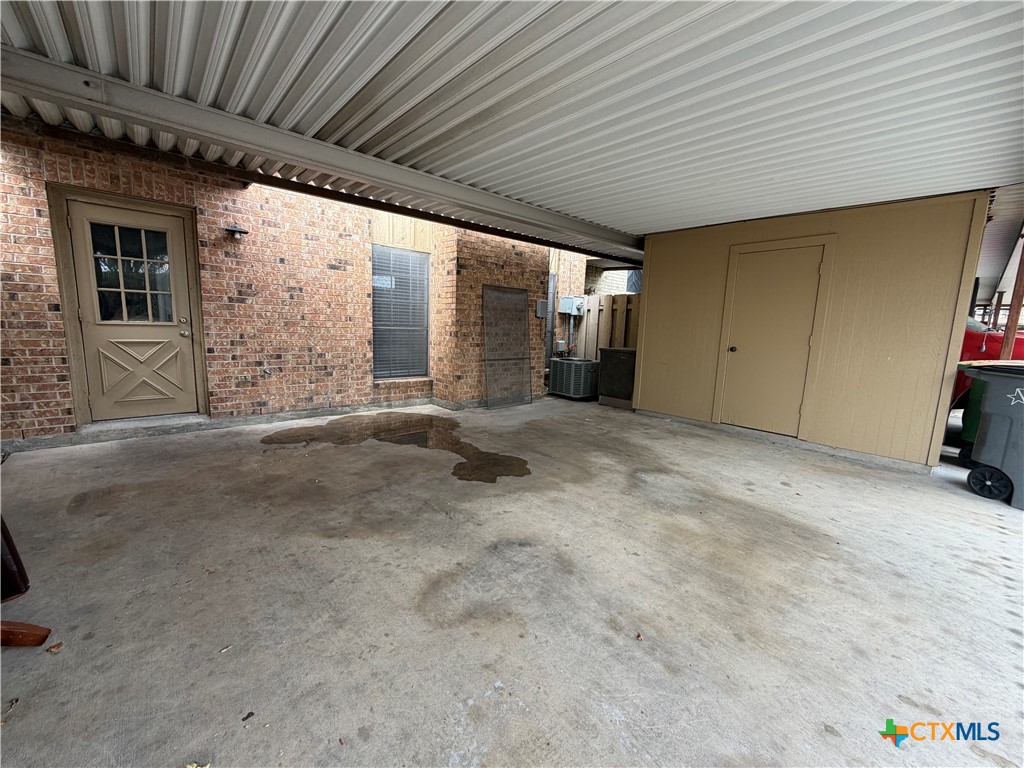 114 Kreekview Drive Property Photo 12