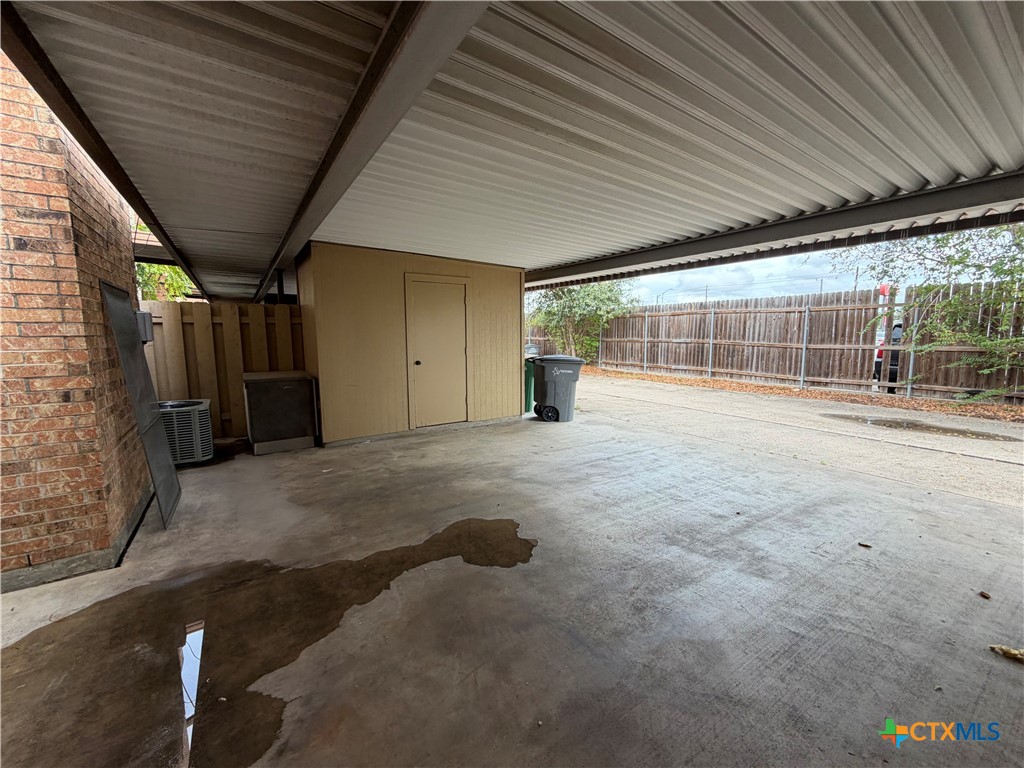 114 Kreekview Drive Property Photo 13