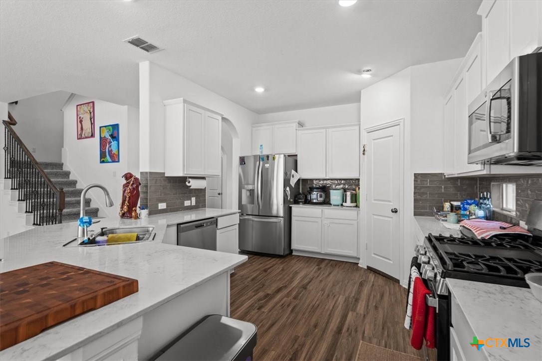 12202 Perritos Place Property Photo 14