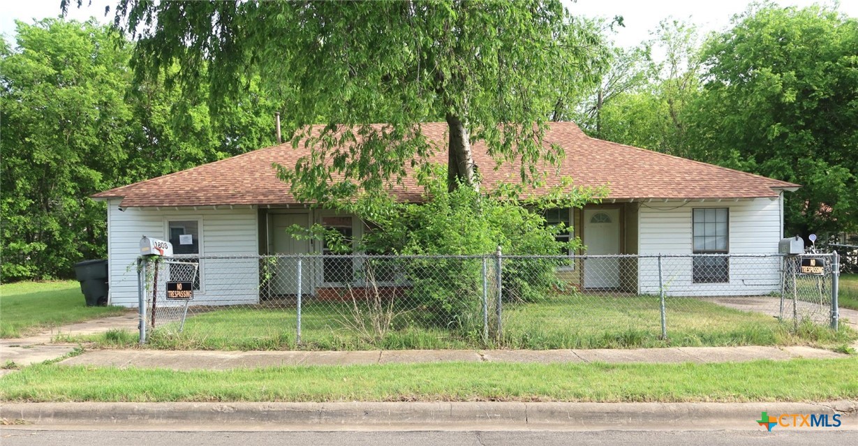 1806 Fairview Drive Property Photo 1