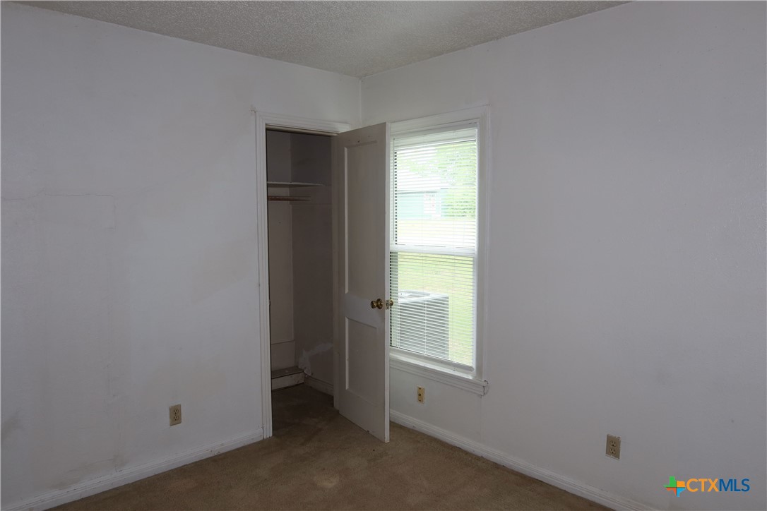 1806 Fairview Drive Property Photo 8