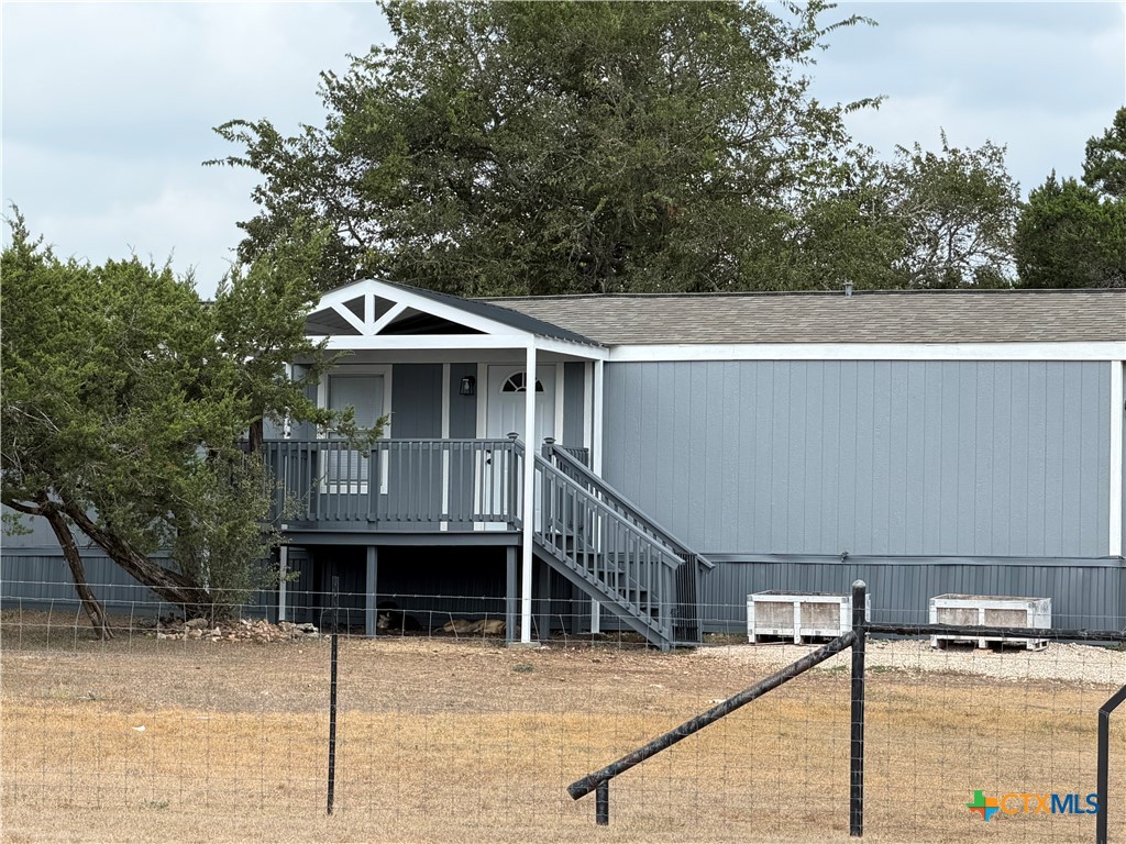 2301 Wegner Road Property Photo 2
