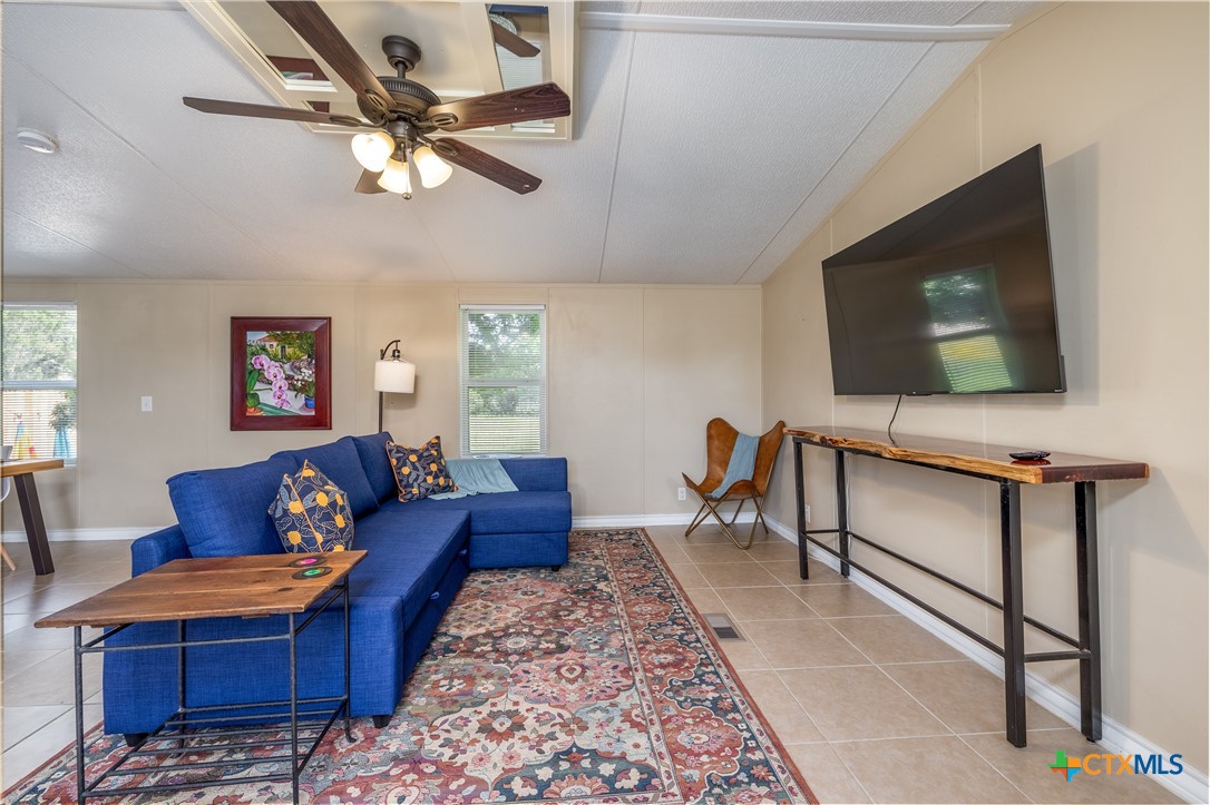 2301 Wegner Road Property Photo 4