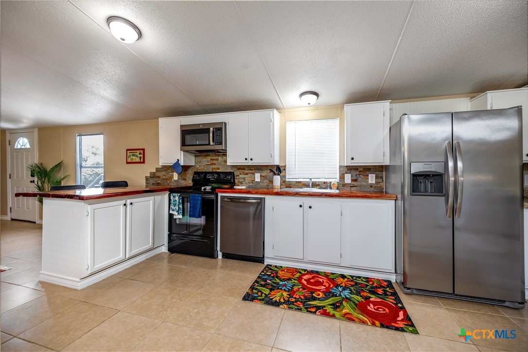 2301 Wegner Road Property Photo 7