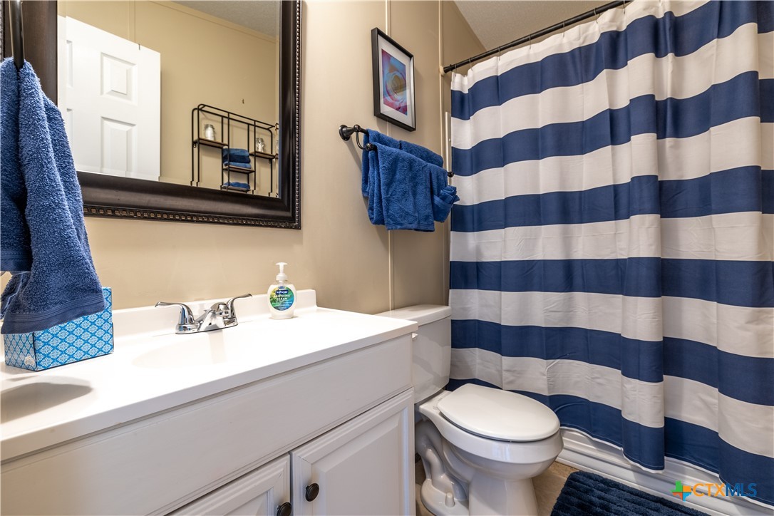 2301 Wegner Road Property Photo 16