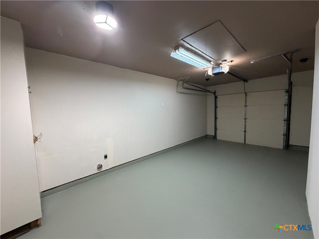 3205 Swan Drive Property Photo 10