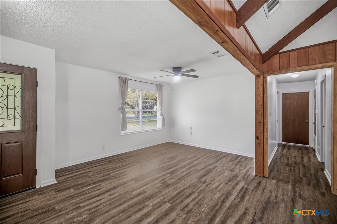 302 Brooks Road Property Photo 4