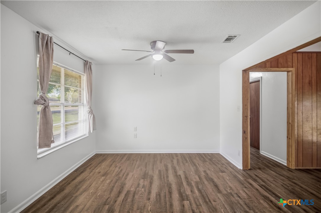 302 Brooks Road Property Photo 5