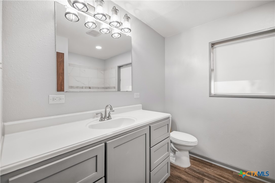 302 Brooks Road Property Photo 14