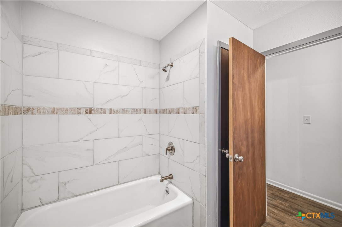 302 Brooks Road Property Photo 15