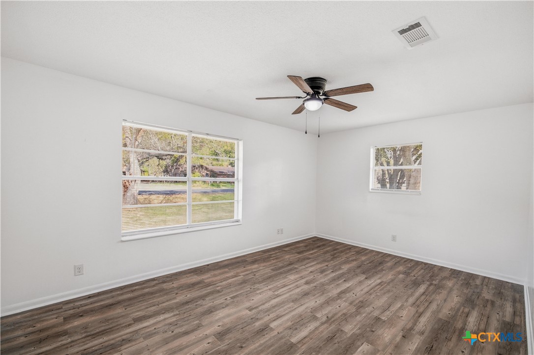302 Brooks Road Property Photo 17