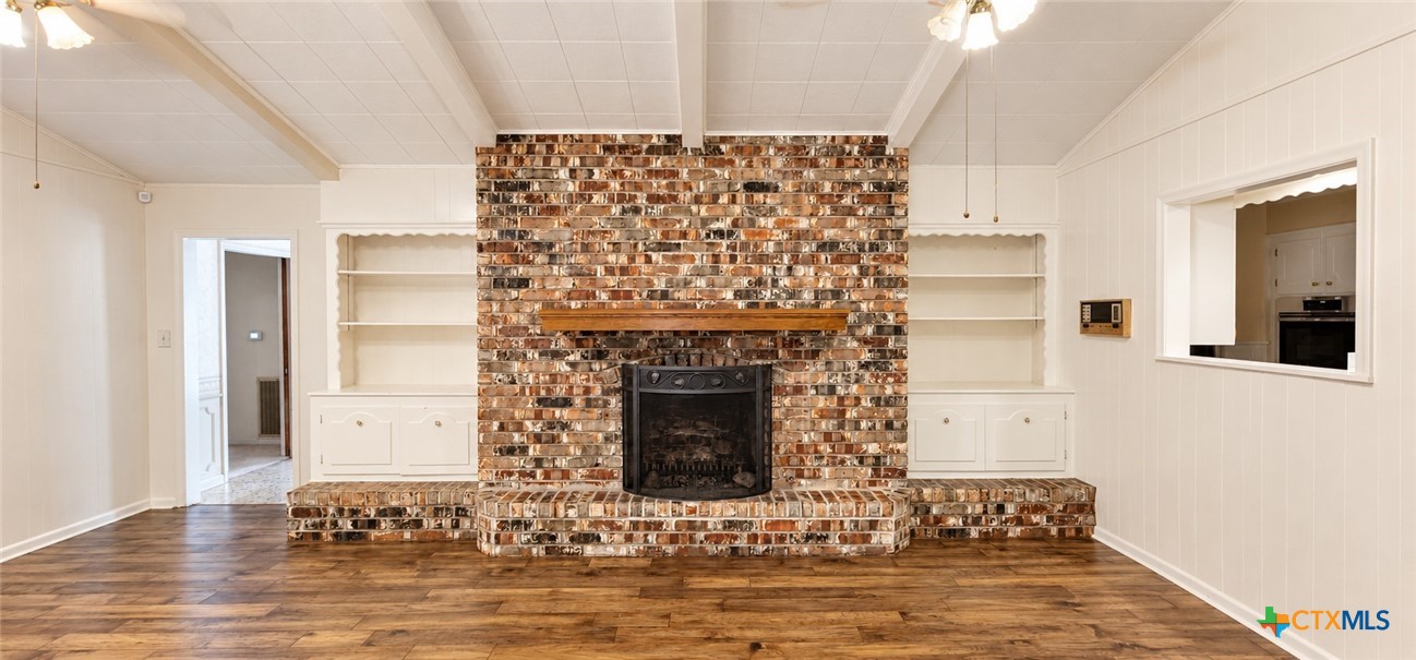 303 Milton Street Property Photo 13