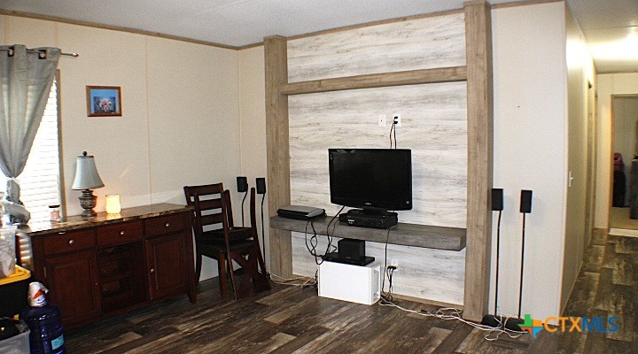 12240 Fm 1383 Property Photo 19