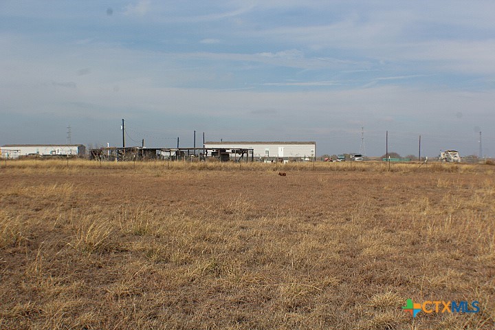 12240 Fm 1383 Property Photo 23