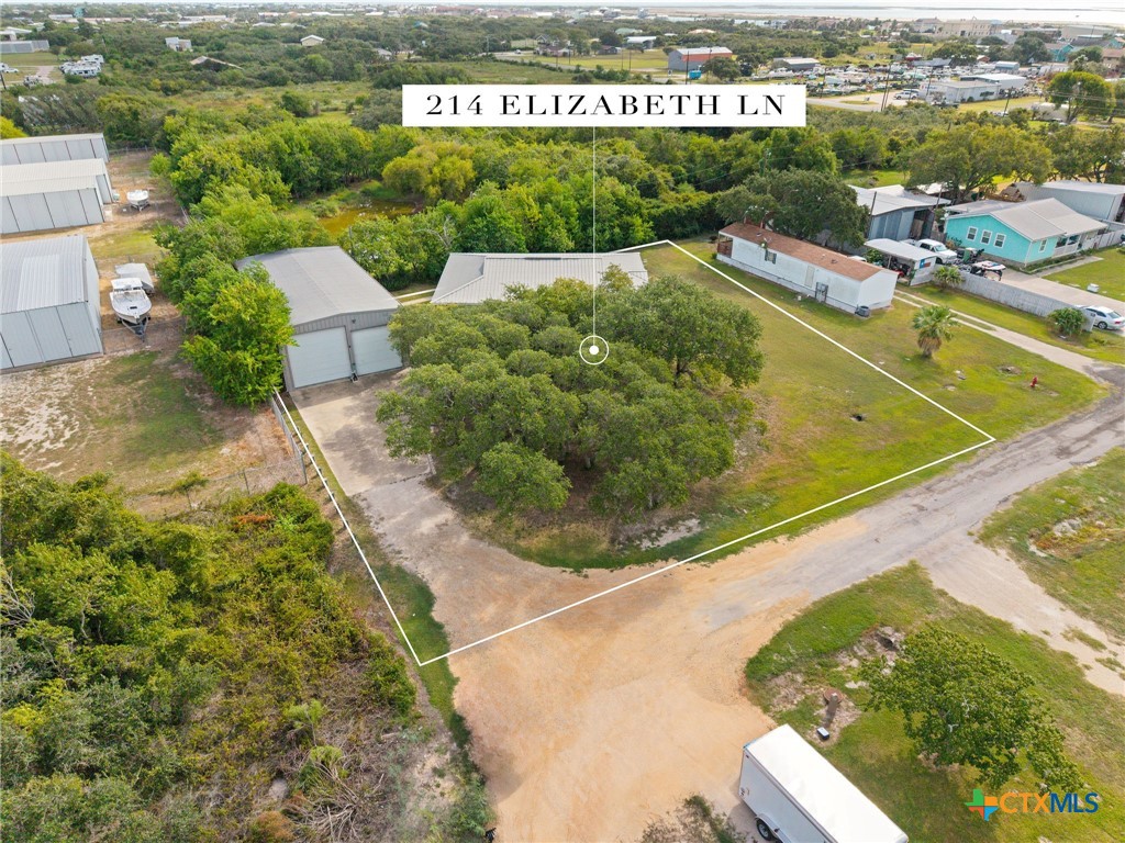 214 Elizabeth Lane Property Photo 4
