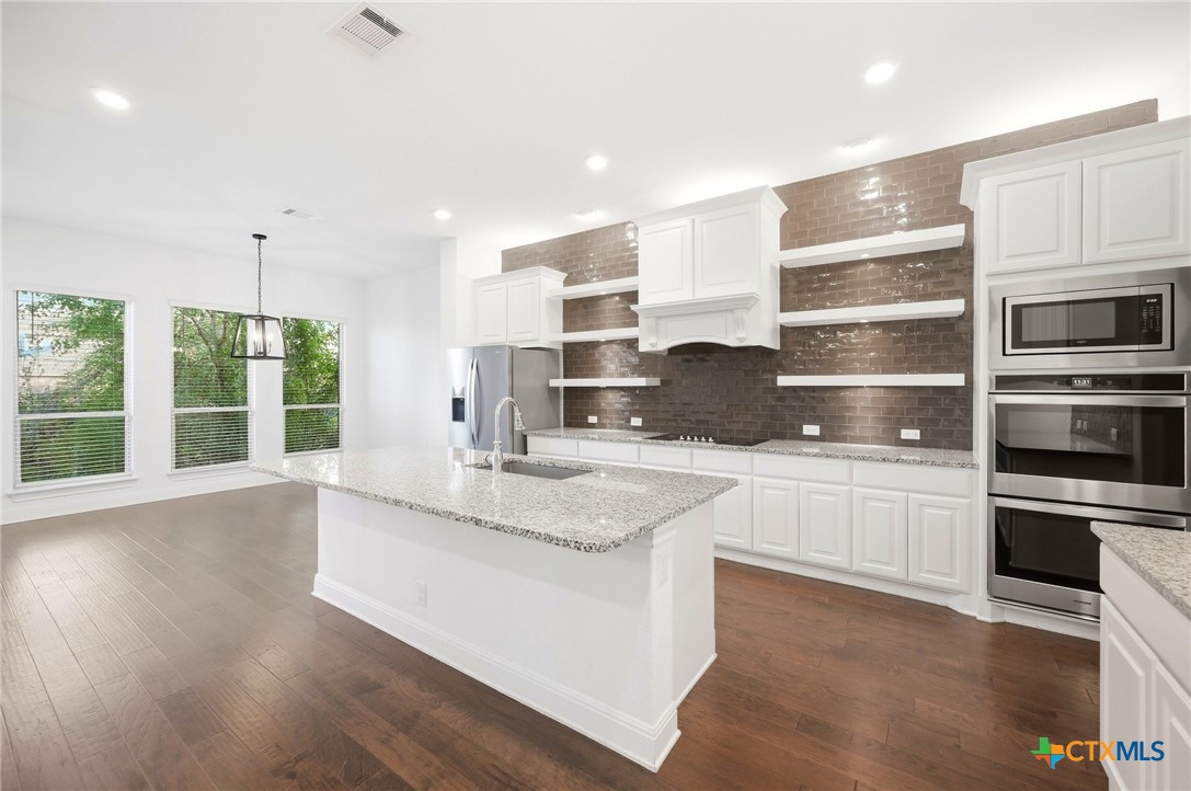 473 Turning Stone Property Photo 7