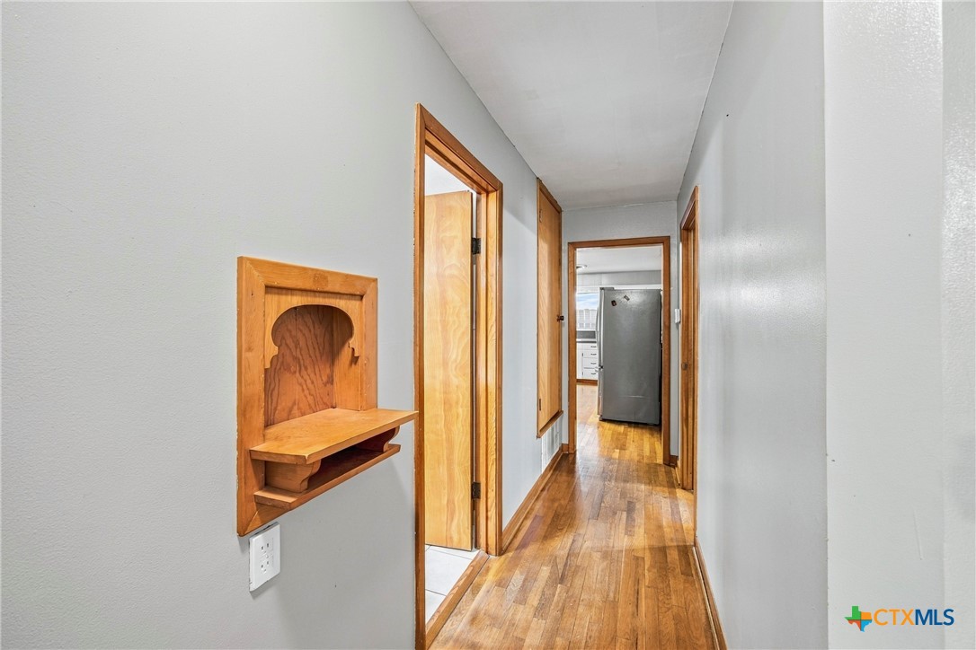 512 N Avenue F Property Photo 19