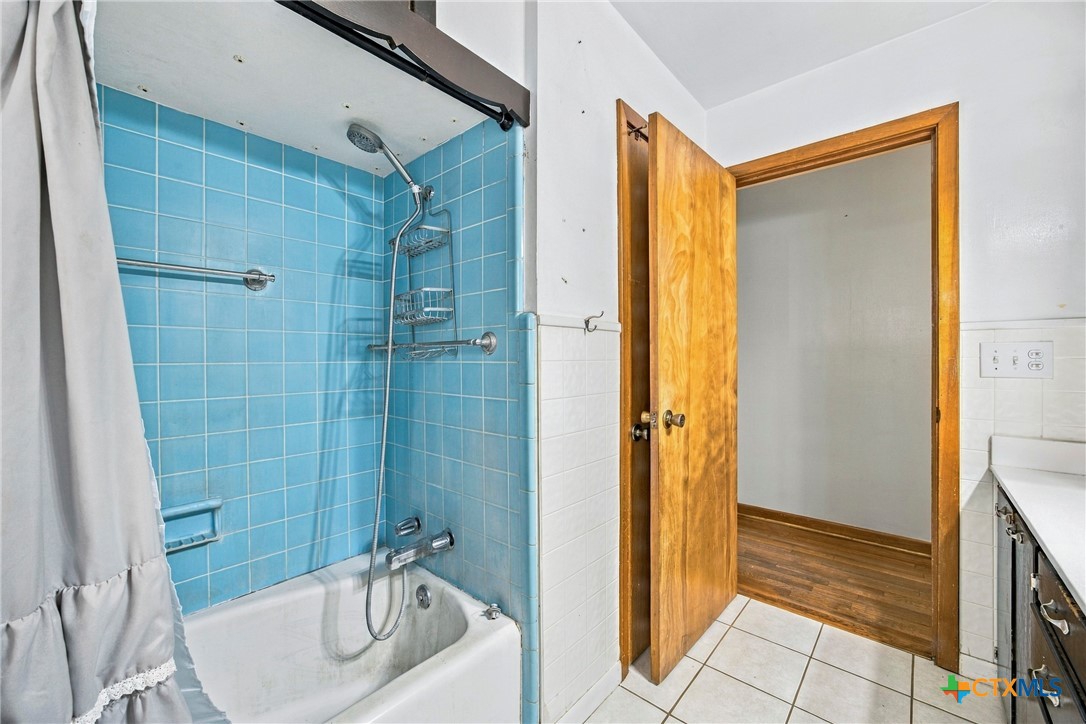 512 N Avenue F Property Photo 21