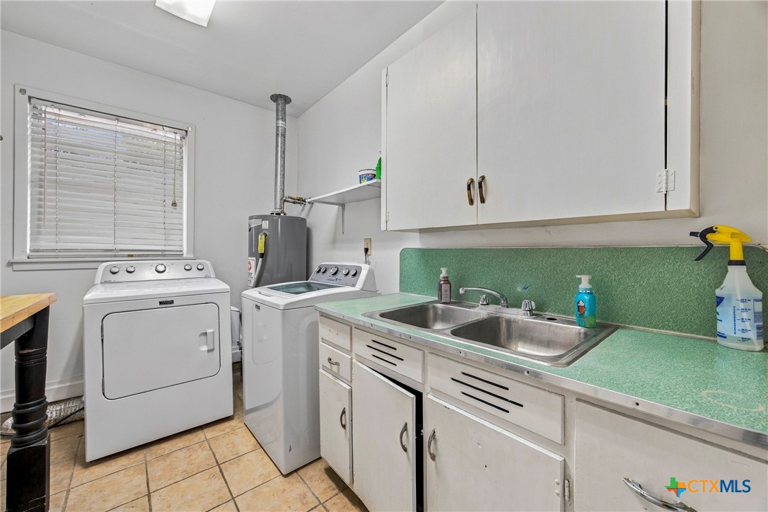 512 N Avenue F Property Photo 27