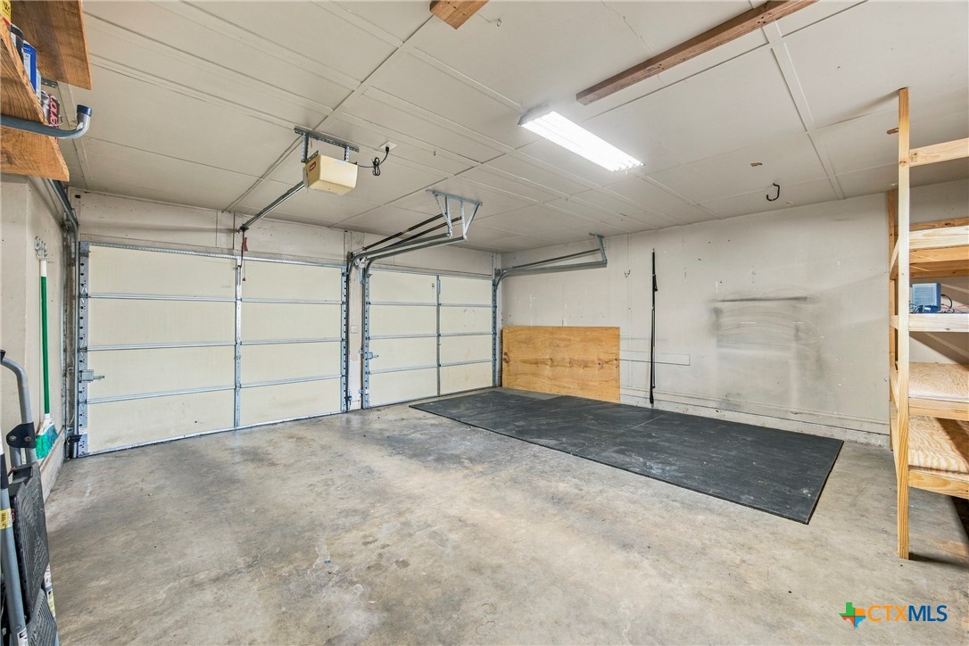 512 N Avenue F Property Photo 29
