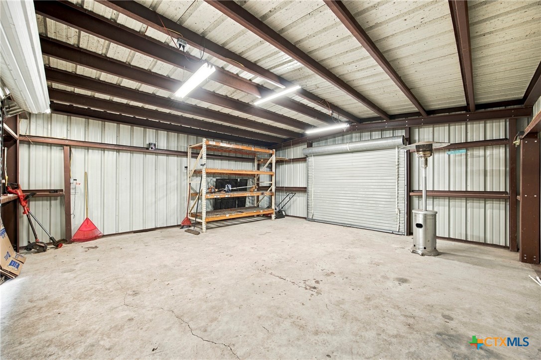 512 N Avenue F Property Photo 36