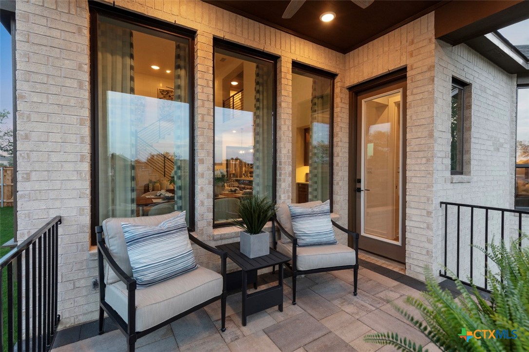 112 High Rock Pass Property Photo 24