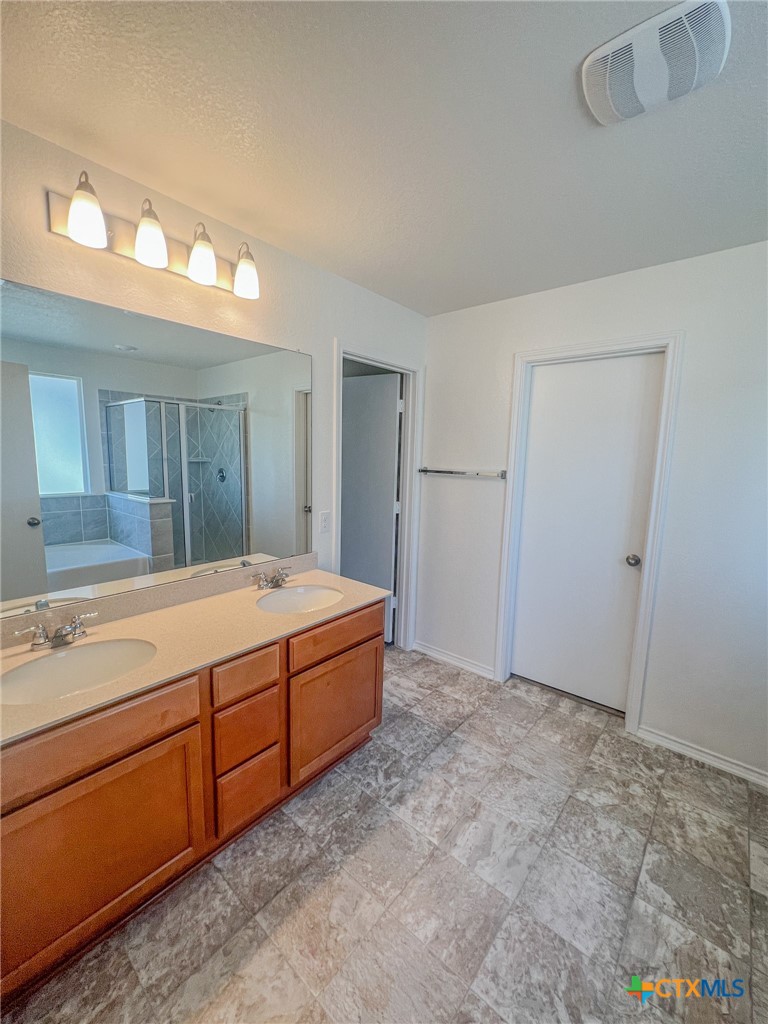 625 Bailey Park Drive Property Photo 23