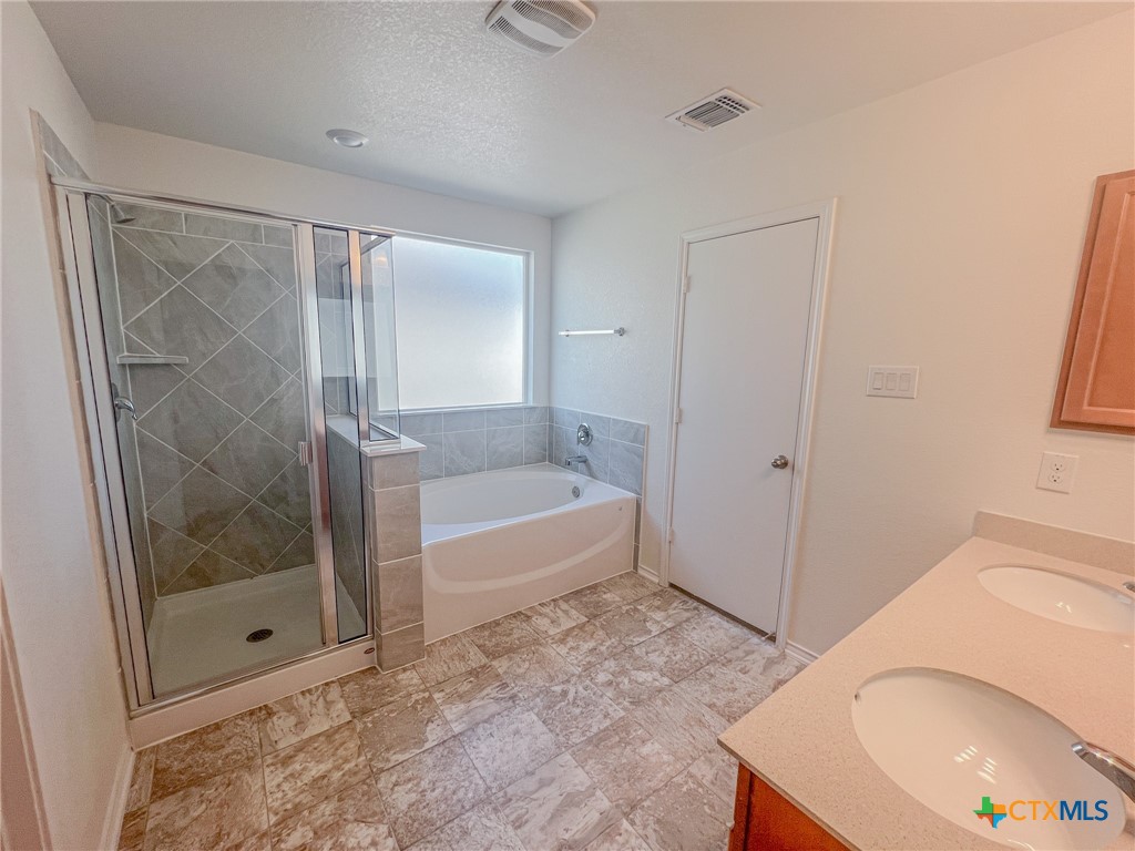 625 Bailey Park Drive Property Photo 25