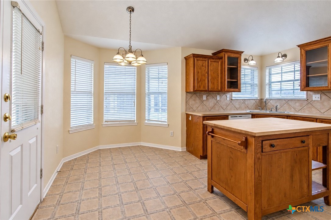4203 Boots Drive Property Photo 8