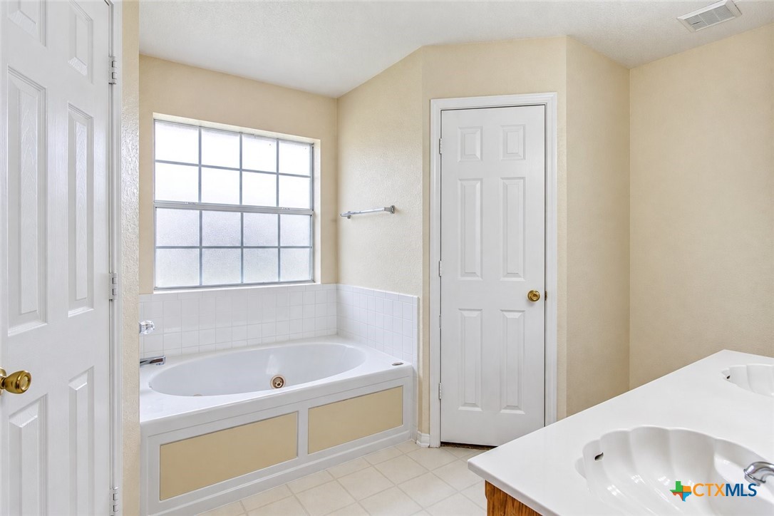 4203 Boots Drive Property Photo 16