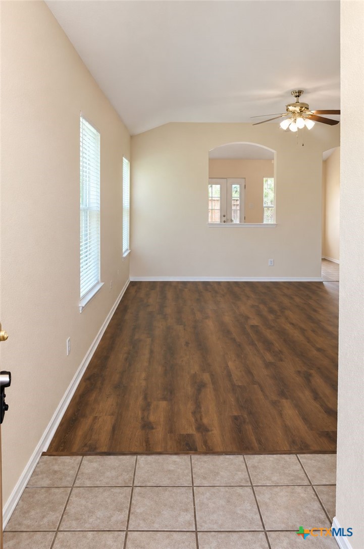 102 Harvest Loop Property Photo 3