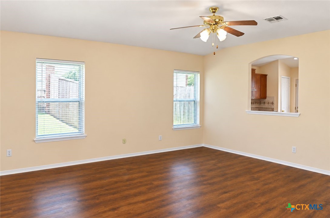 102 Harvest Loop Property Photo 8