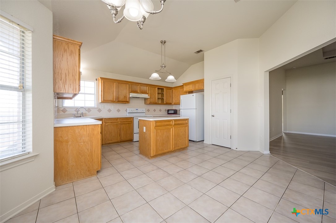 4311 Ethel Avenue Property Photo 16