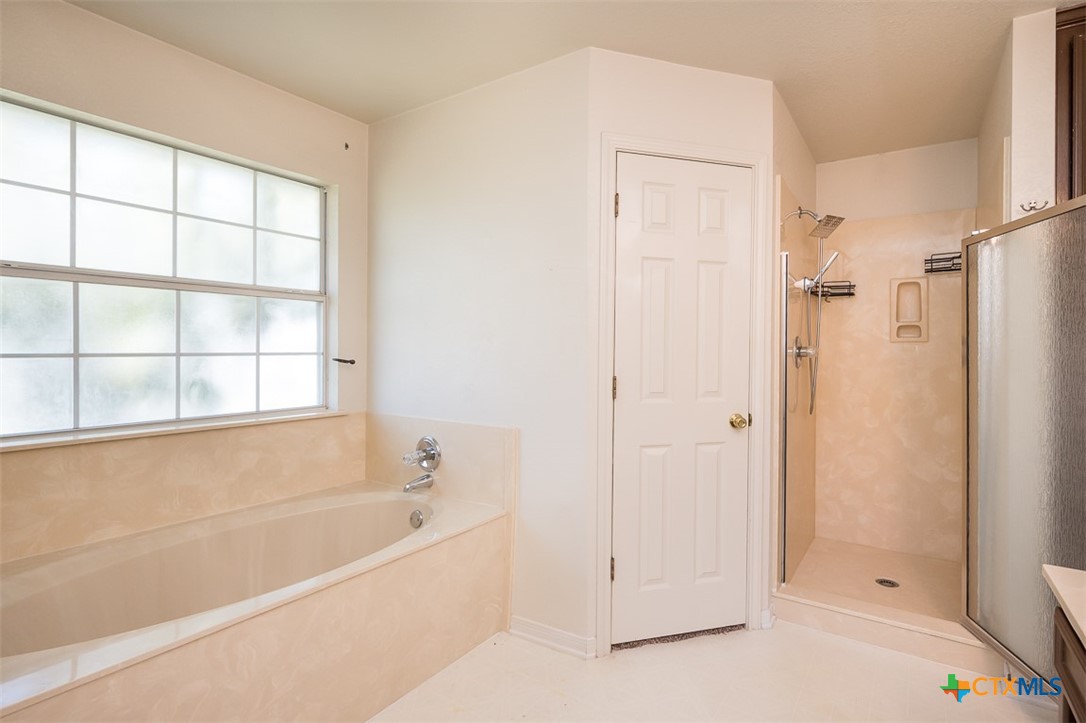 4311 Ethel Avenue Property Photo 21