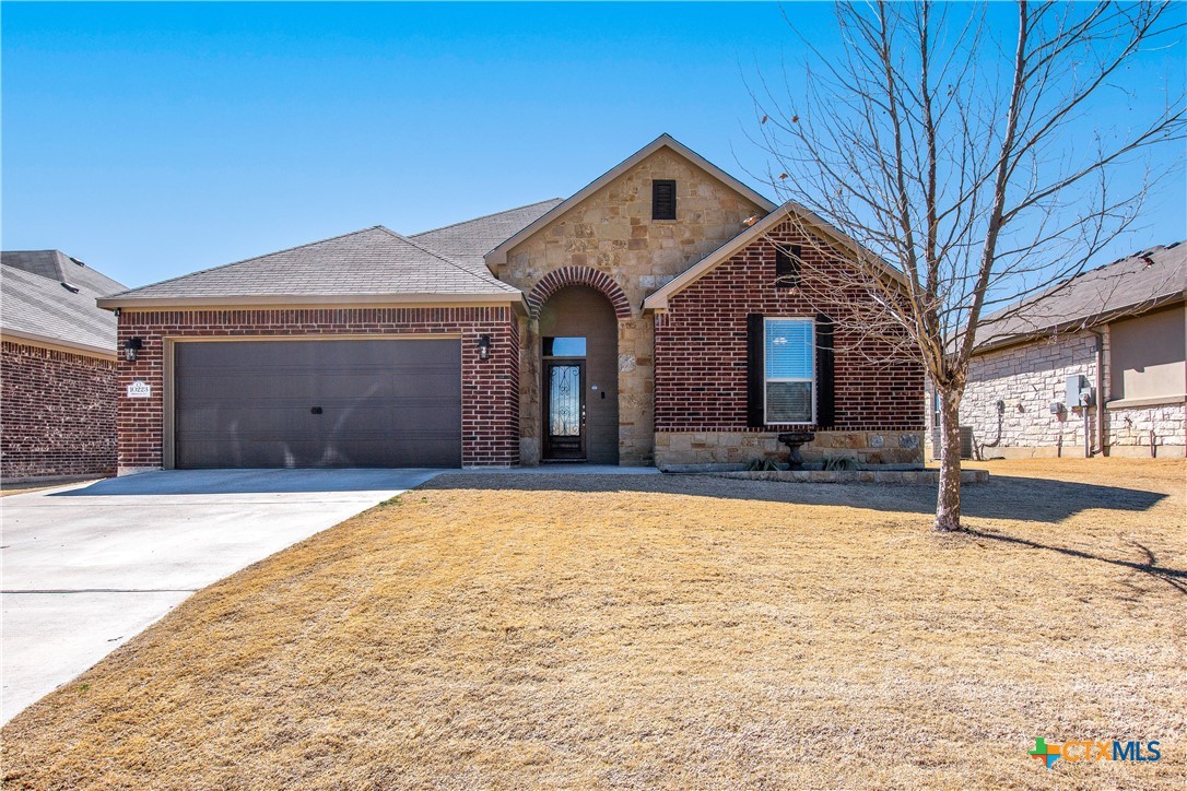 10223 Alamosa Lane Property Photo 1
