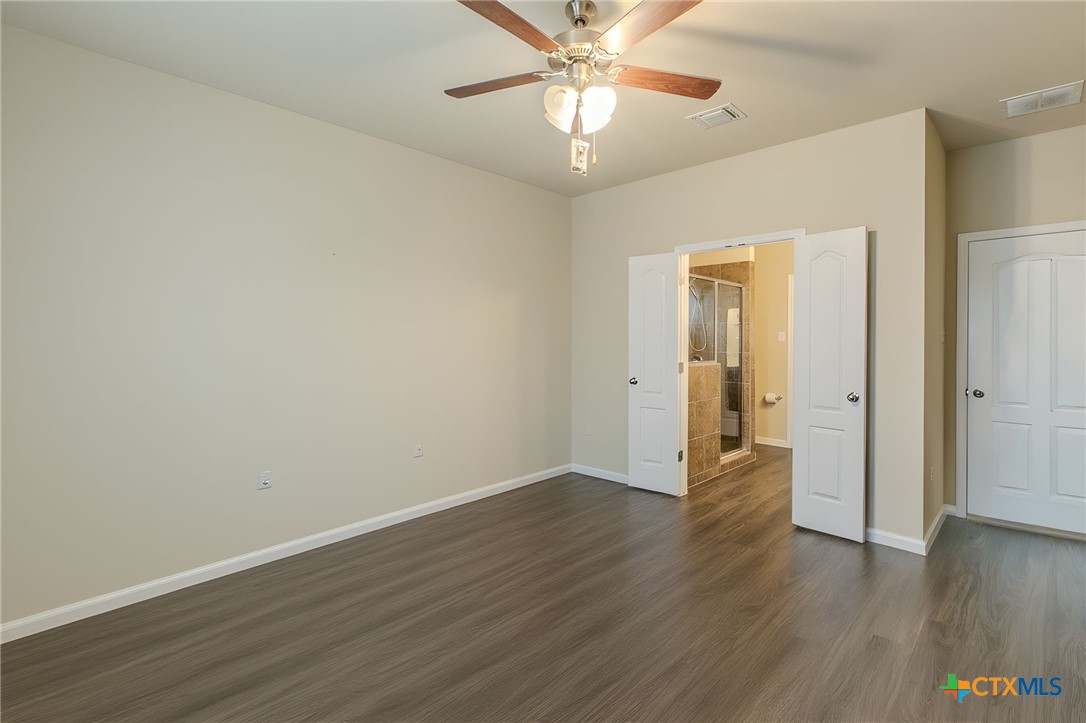 7916 Lee Hall Loop Property Photo 10