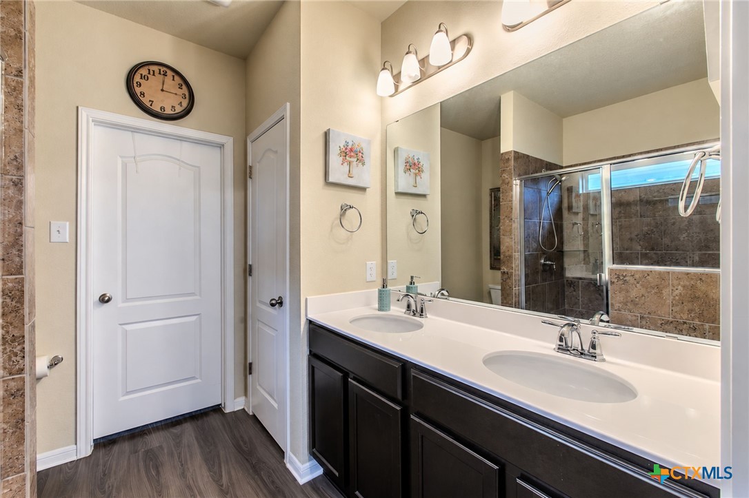 7916 Lee Hall Loop Property Photo 11