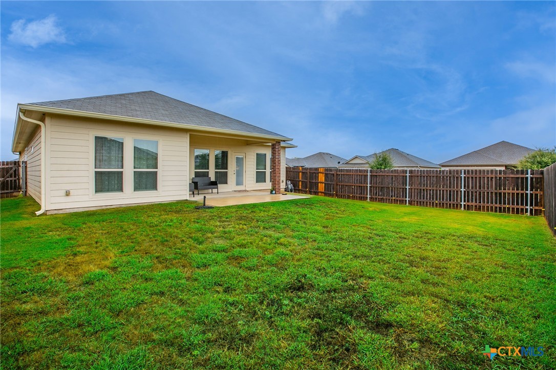 7916 Lee Hall Loop Property Photo 22