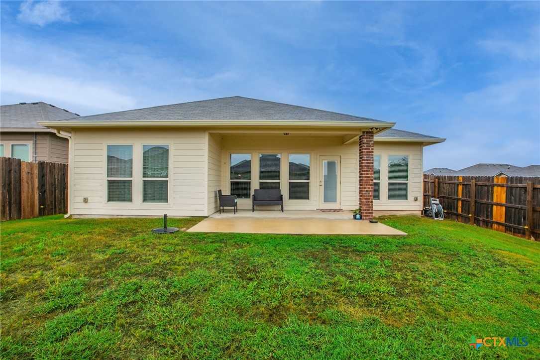 7916 Lee Hall Loop Property Photo 23